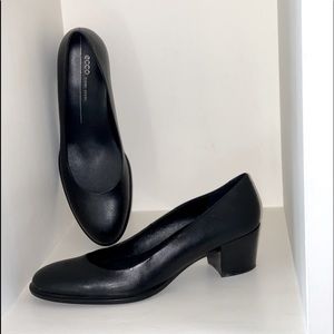 Ecco Danish Design Leather Pumps